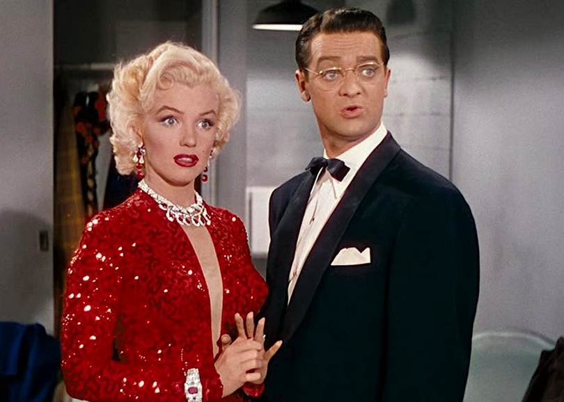 LES HOMMES PREFERENT LES BLONDES (2)